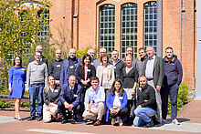 Teilnehmerinnen und Teilnehmer beim Gruppenfoto zur Eröffnung der Wildau International Week