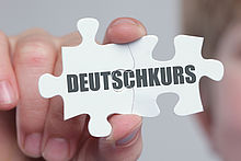 2022_AdobeStock 97195479 Since 2017, Wildau University of Applied Sciences (TH Wildau) has been a test centre for the "Deutsche Sprachprüfung für den Hochschulzugang" (DSH). The registration required for this was recently confirmed by the Fachverband Deutsch als Fremd- und Zweitsprache (FaDaF) for another five years until 2027.